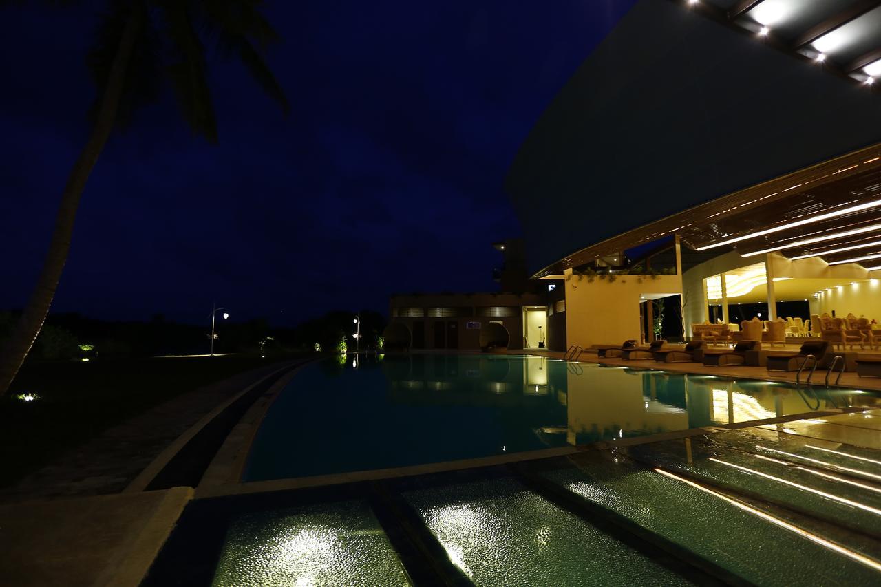 Avenra Gangaara Hotel Wennappuwa Dış mekan fotoğraf