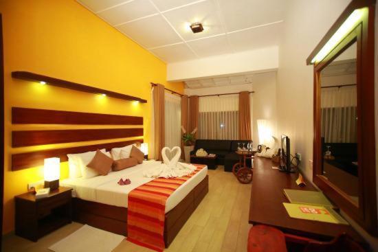 Avenra Gangaara Hotel Wennappuwa Dış mekan fotoğraf